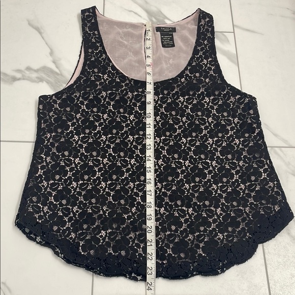 Talula Aritzia Betty Black Lace Tank Top with Pink Lining Size M - Picture 5 of 11